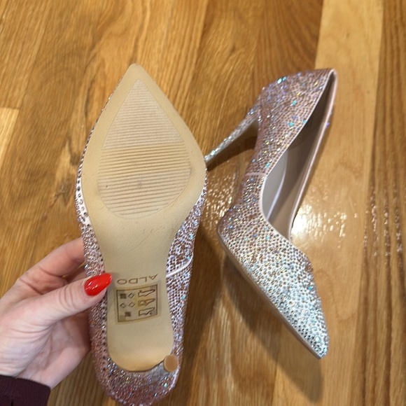 Elegant Rhinestone-Embellished Stiletto Heels - Picture 6 of 7